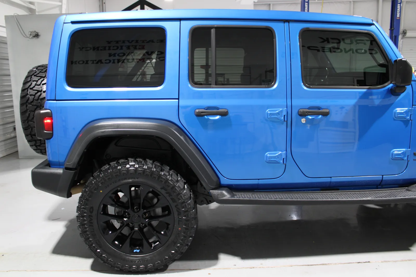 2022 Jeep Wrangler Unlimited Willys - Photo 34