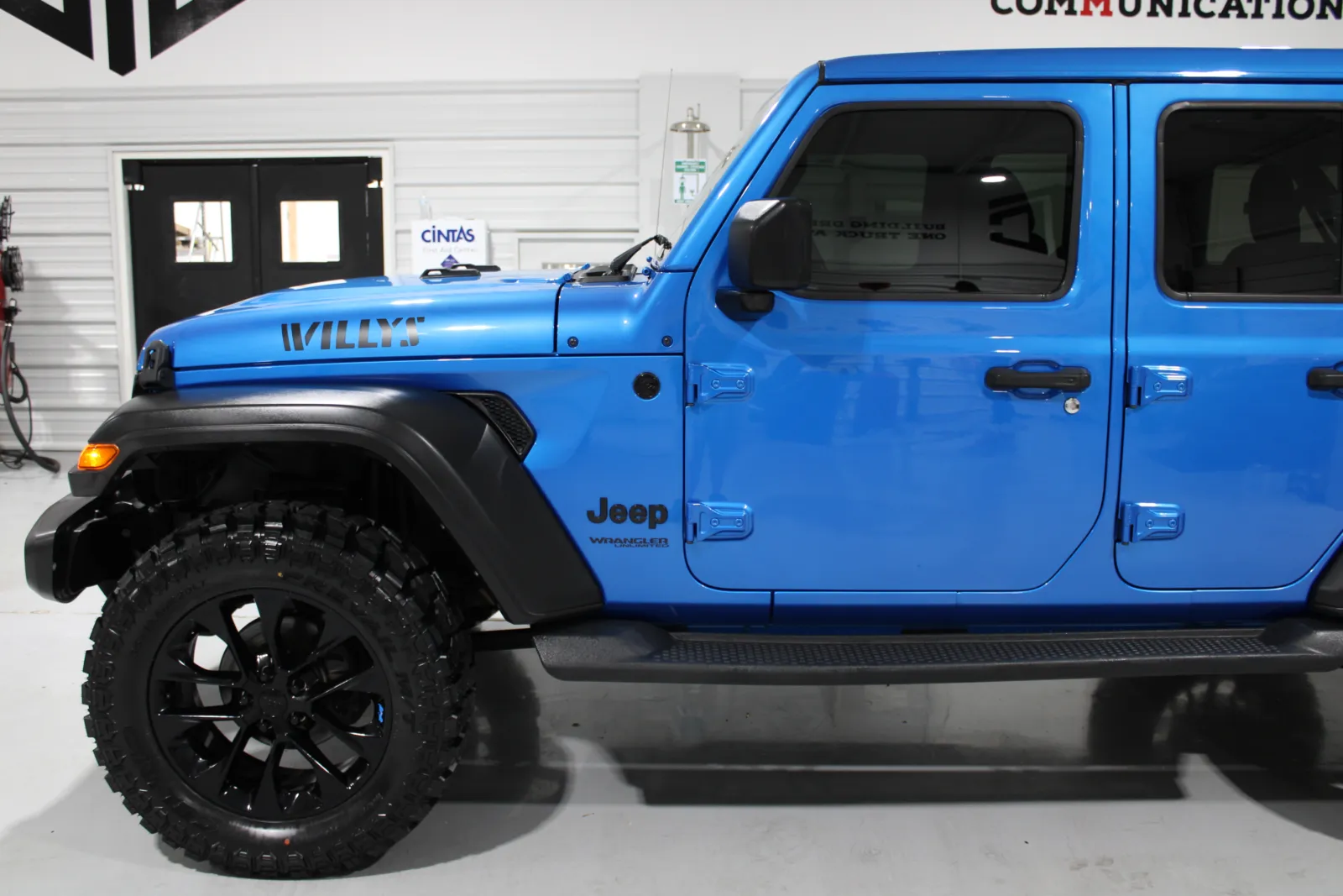 2022 Jeep Wrangler Unlimited Willys - Photo 11