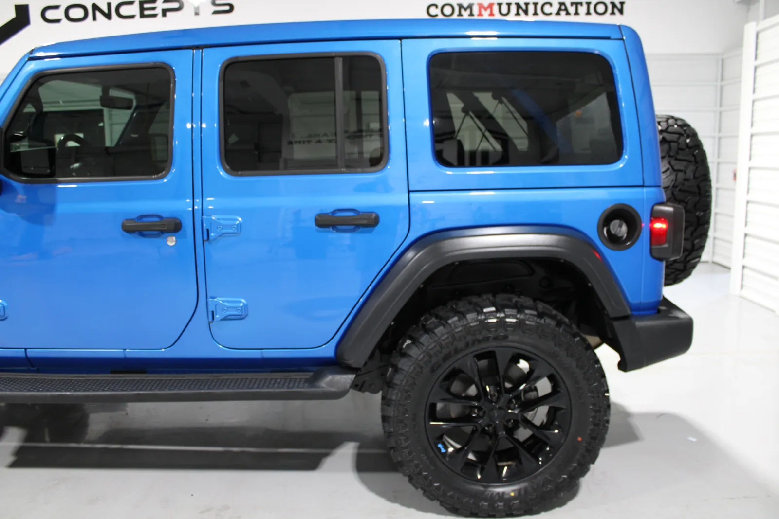 2022 Jeep Wrangler Unlimited Willys - Photo 7