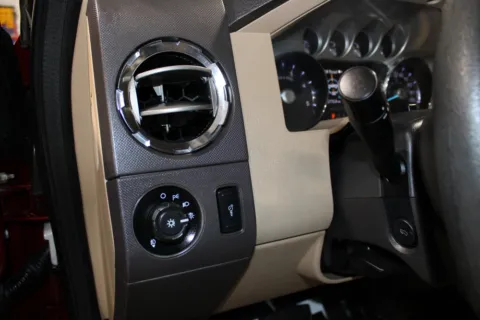 Photos of 2014 Ford F-250 for sale in Hattiesburg, MS at Custom Truck Concepts