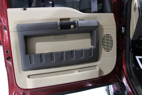 More photos of 2014 Ford F-250 at Custom Truck Concepts, MS