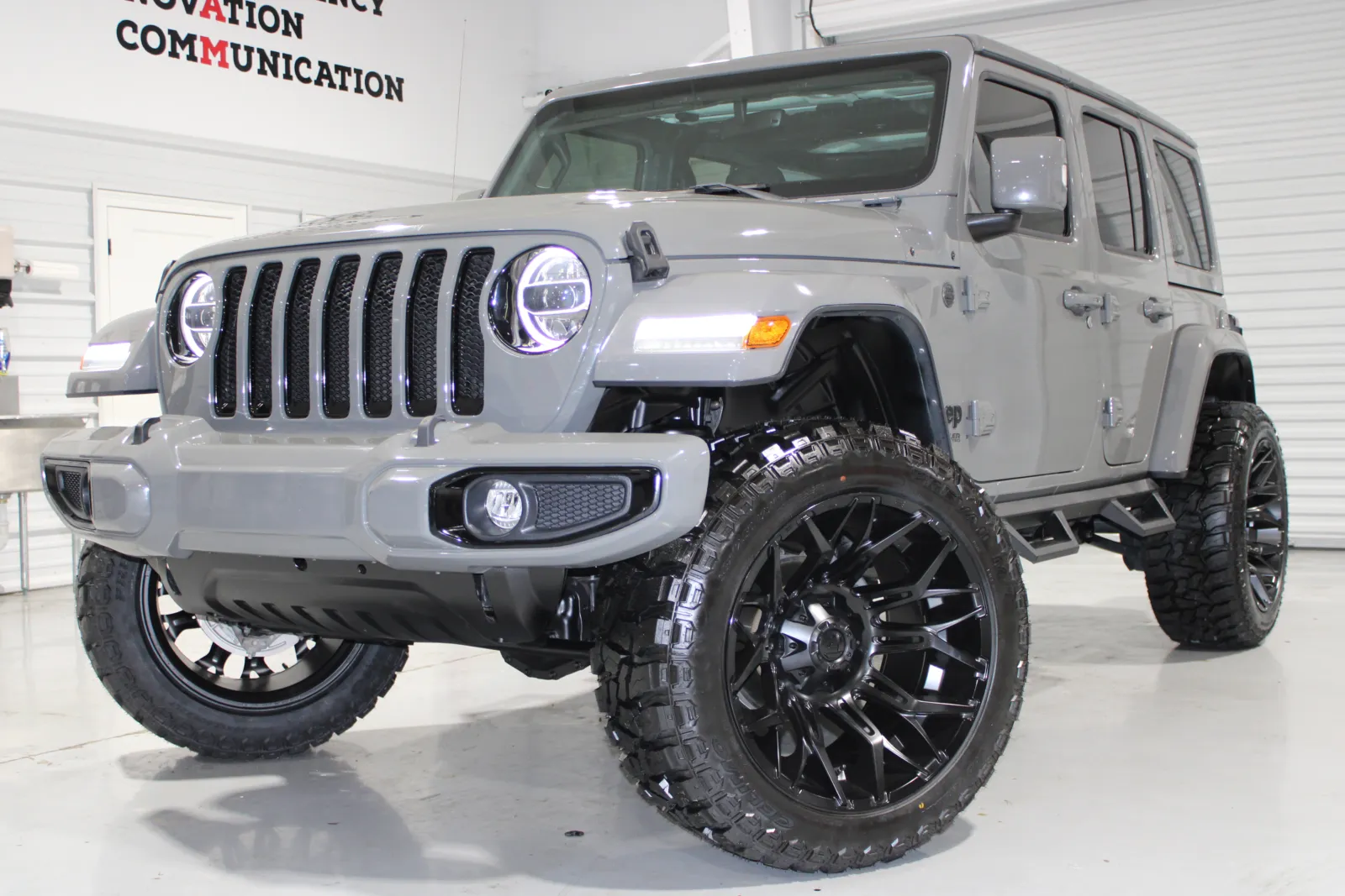 Gray 2022 Jeep Wrangler Unlimited for sale in Hattiesburg, MS