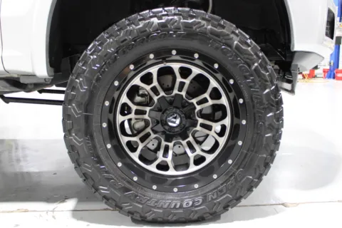 More photos of 2019 Ford F-150 at Custom Truck Concepts, MS