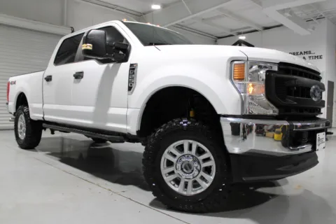 More photos of 2022 Ford F-250 at Custom Truck Concepts, MS