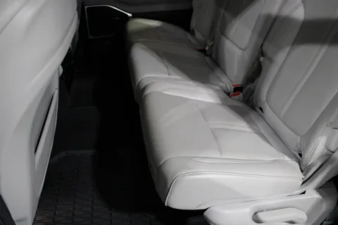 More photos of 2023 Jeep Wagoneer at Custom Truck Concepts, MS
