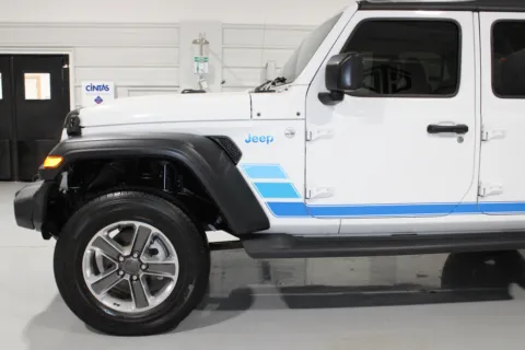 More photos of 2020 Jeep Wrangler Unlimited at Custom Truck Concepts, MS