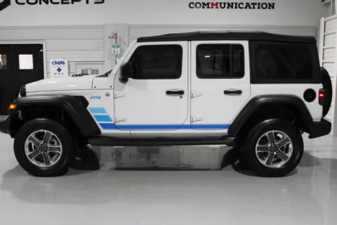 More photos of 2020 Jeep Wrangler Unlimited at Custom Truck Concepts, MS