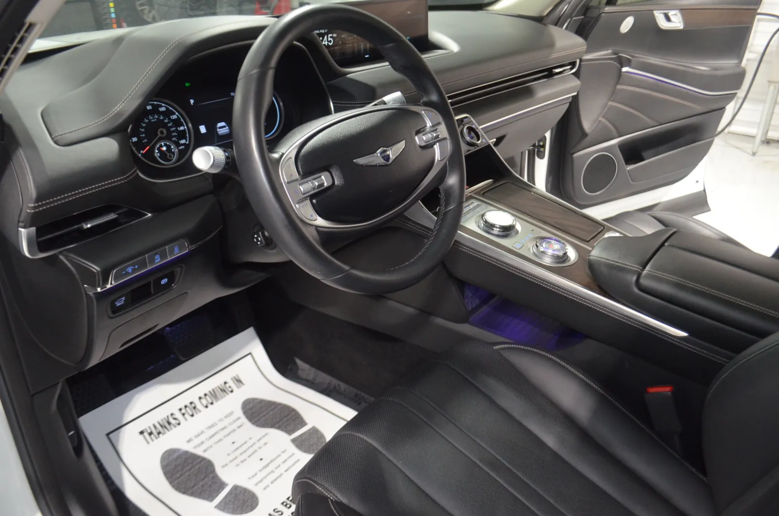 2024 Genesis GV80 Advanced 2.5T Prestige photo 3