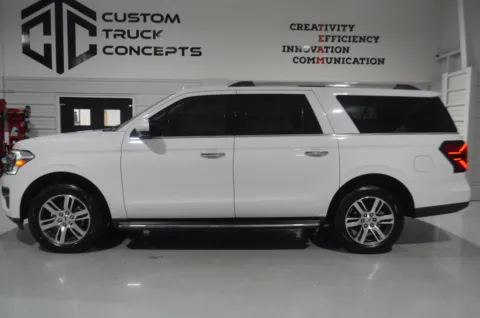 More photos of 2022 FORD EXPEDITION MAX Limited at Custom Truck Concepts, MS