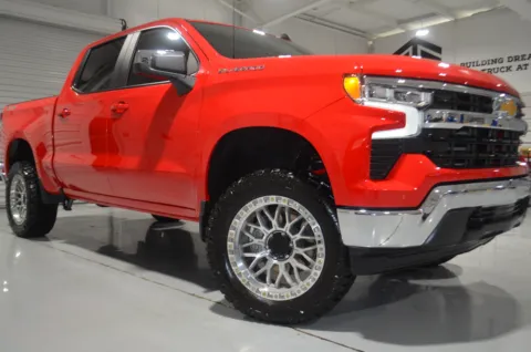 Another view of 2025 Chevrolet Silverado 1500 LT for sale in Hattiesburg, MS at Custom Truck Concepts