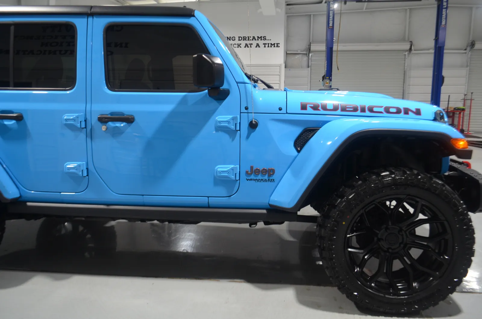 2021 Jeep Wrangler Unlimited Rubicon photo 3