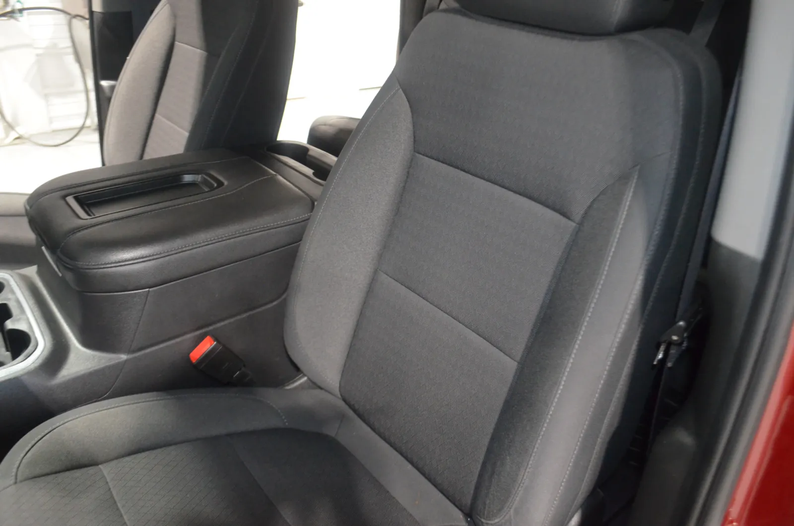 2021 Chevrolet Silverado 1500 RST photo 4