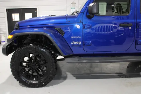 More photos of 2018 Jeep SAHARA Sahara at Custom Truck Concepts, MS