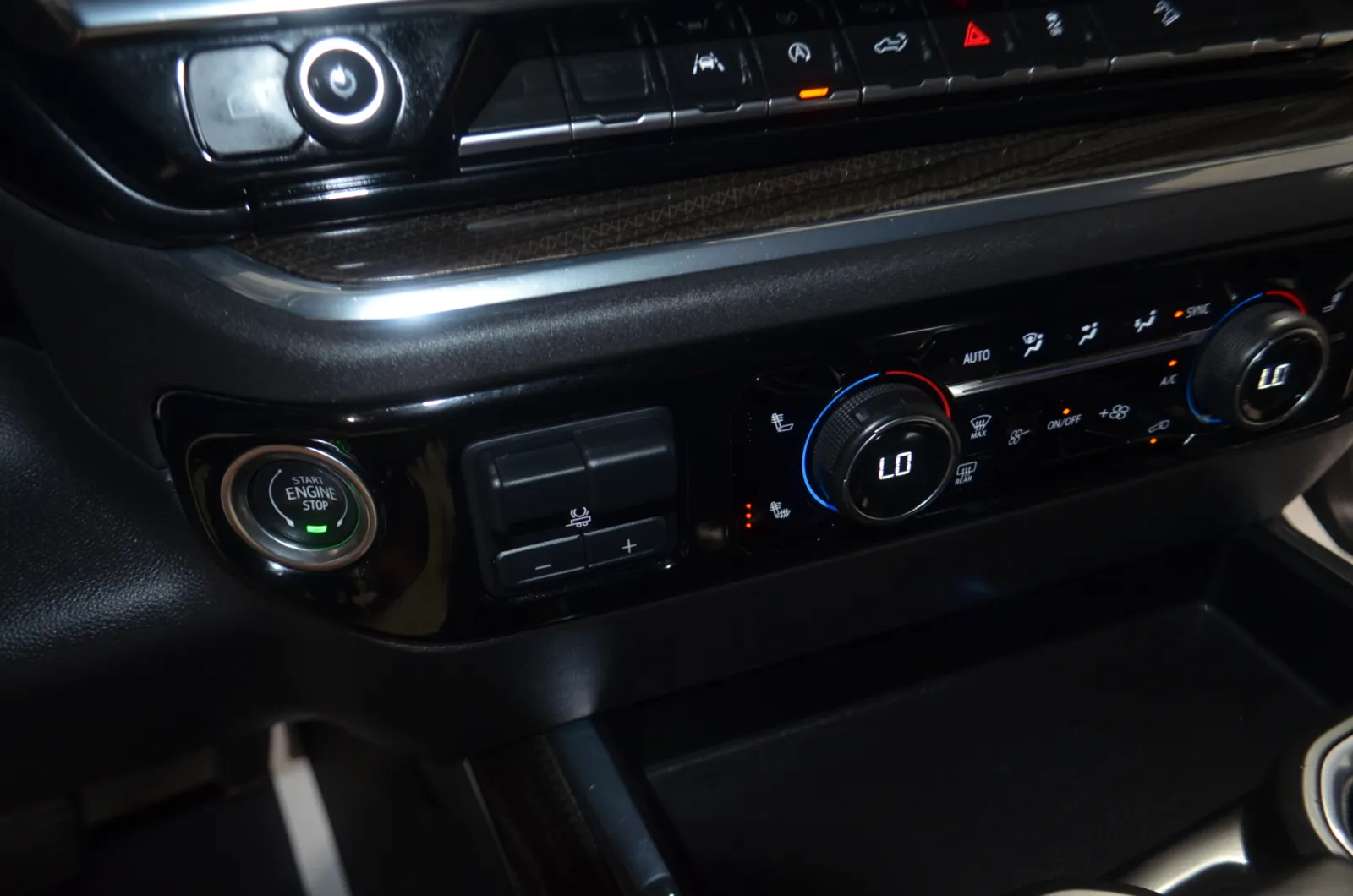 2023 Chevrolet Silverado 1500 LT Trail Boss - Photo 28