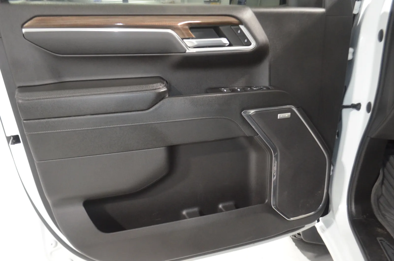 2023 Chevrolet Silverado 1500 LT Trail Boss - Photo 16