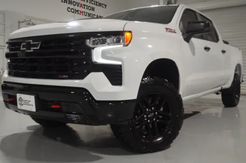 White 2023 Chevrolet Silverado 1500 LT Trail Boss for sale in Hattiesburg, MS