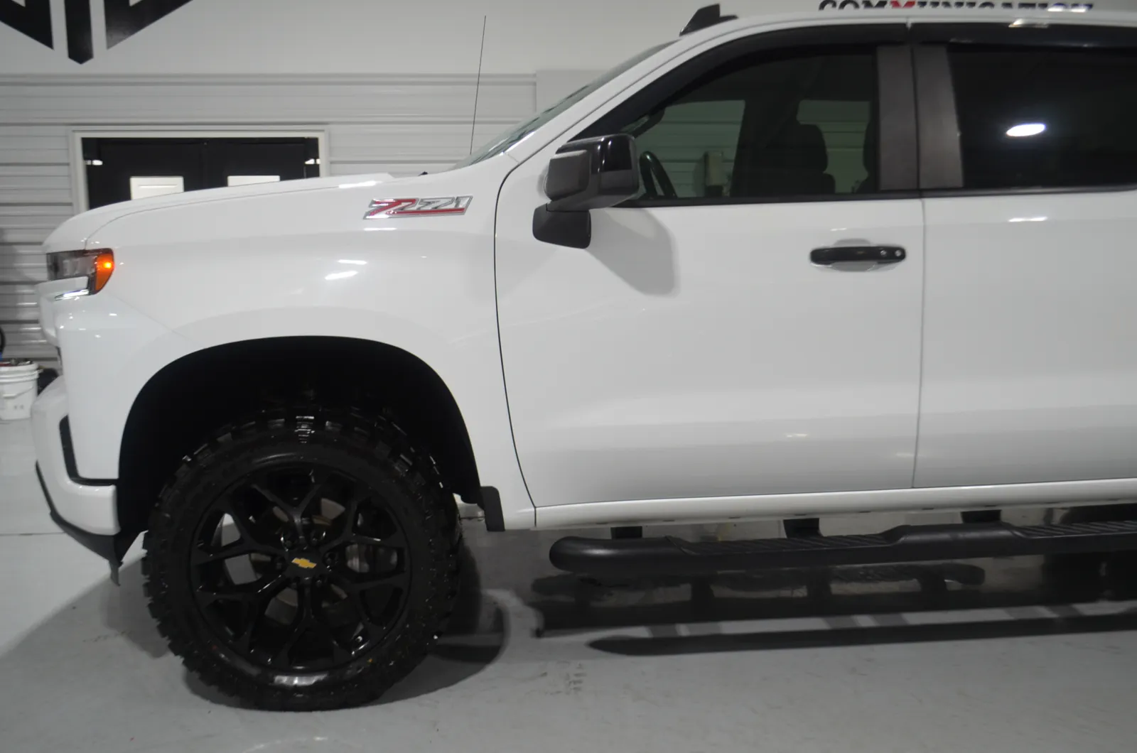 2019 Chevrolet Silverado 1500 RST - Photo 5