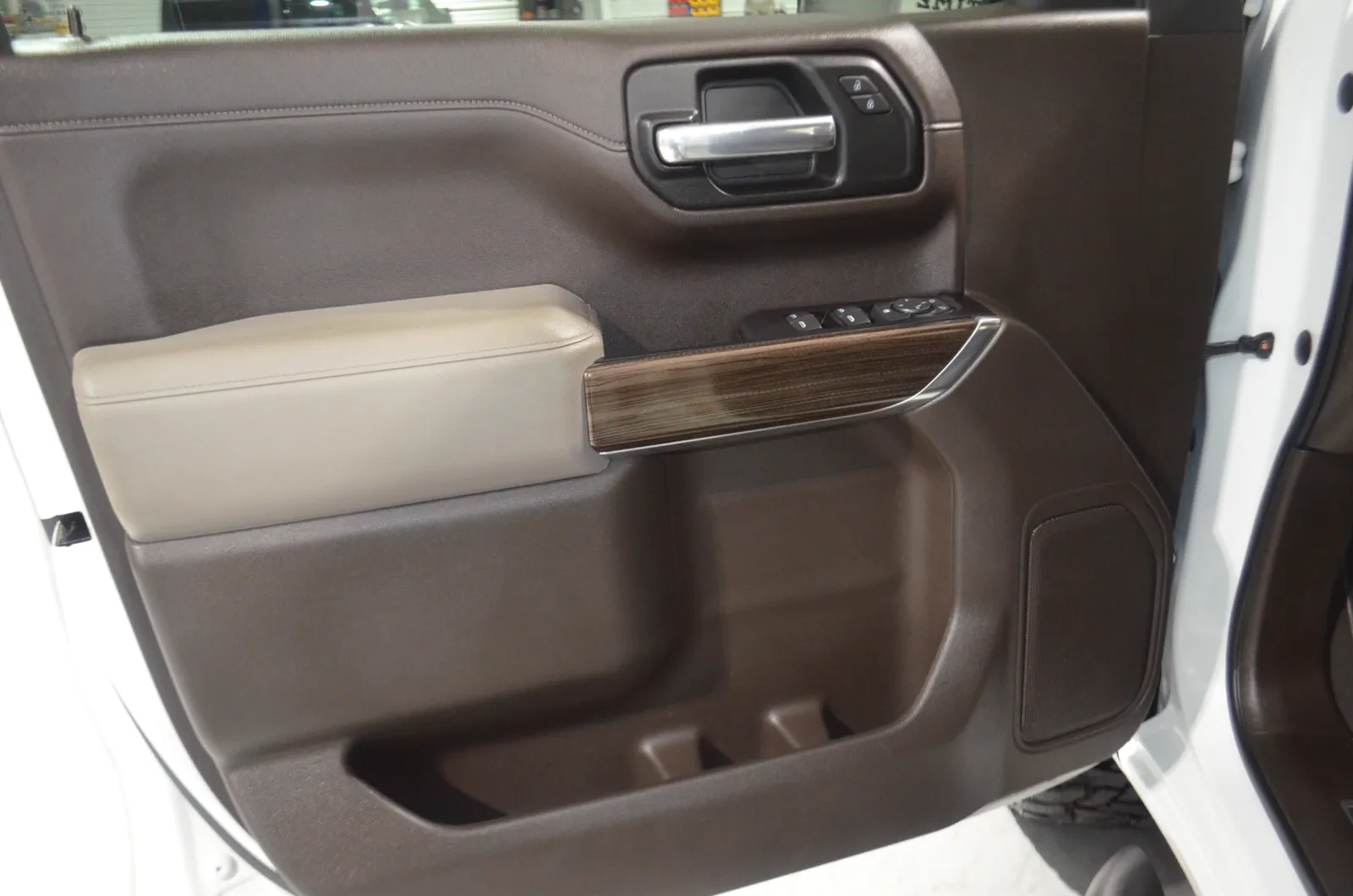 2019 Chevrolet Silverado 1500 RST - Photo 15