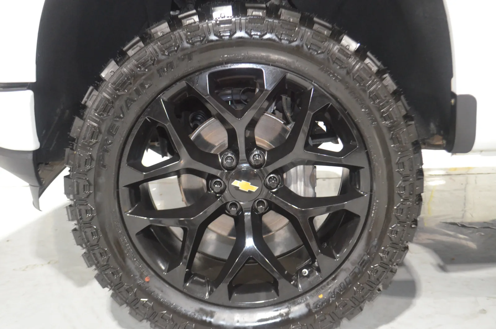 2019 Chevrolet Silverado 1500 RST - Photo 11