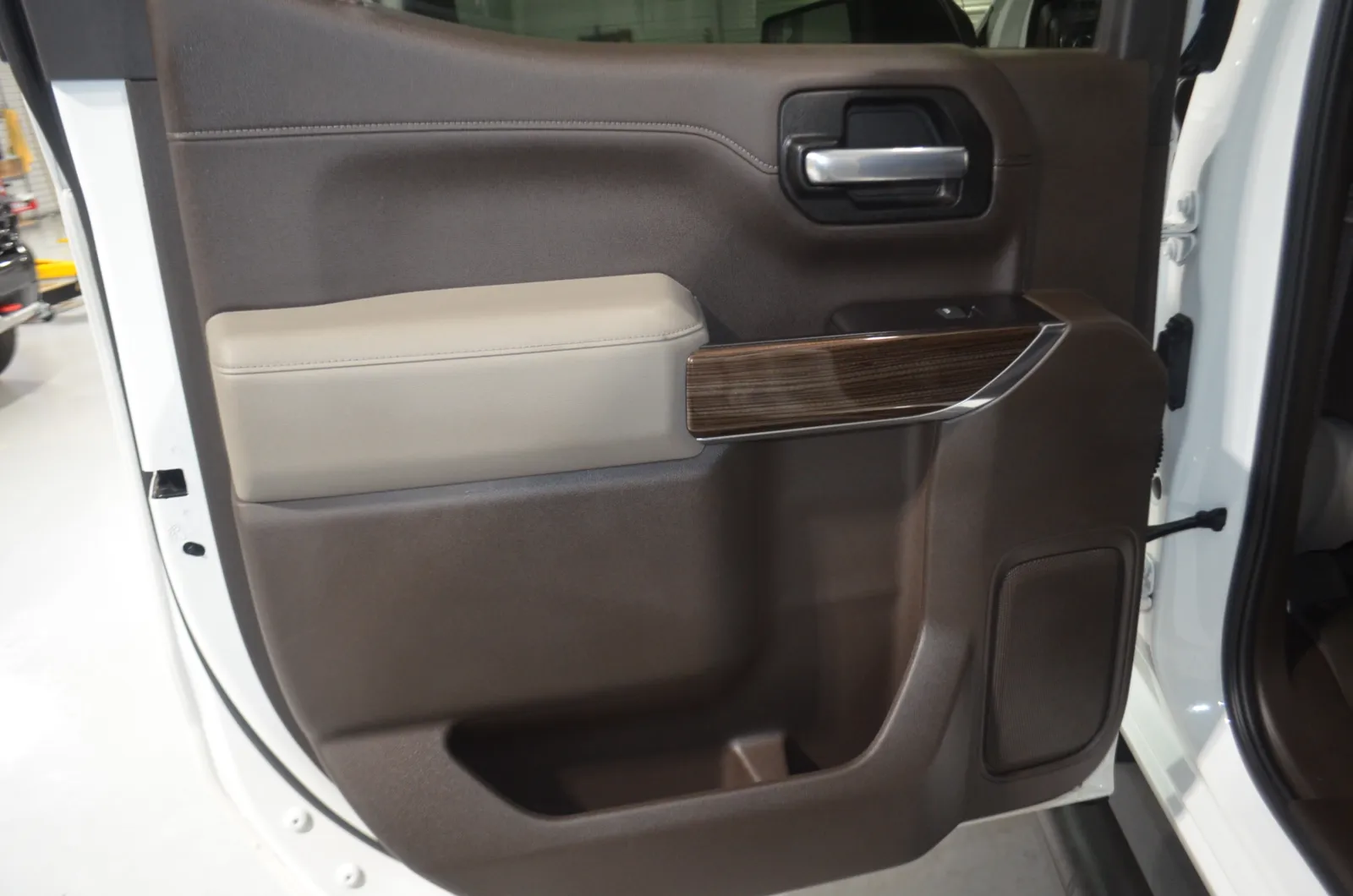 2019 Chevrolet Silverado 1500 RST - Photo 18