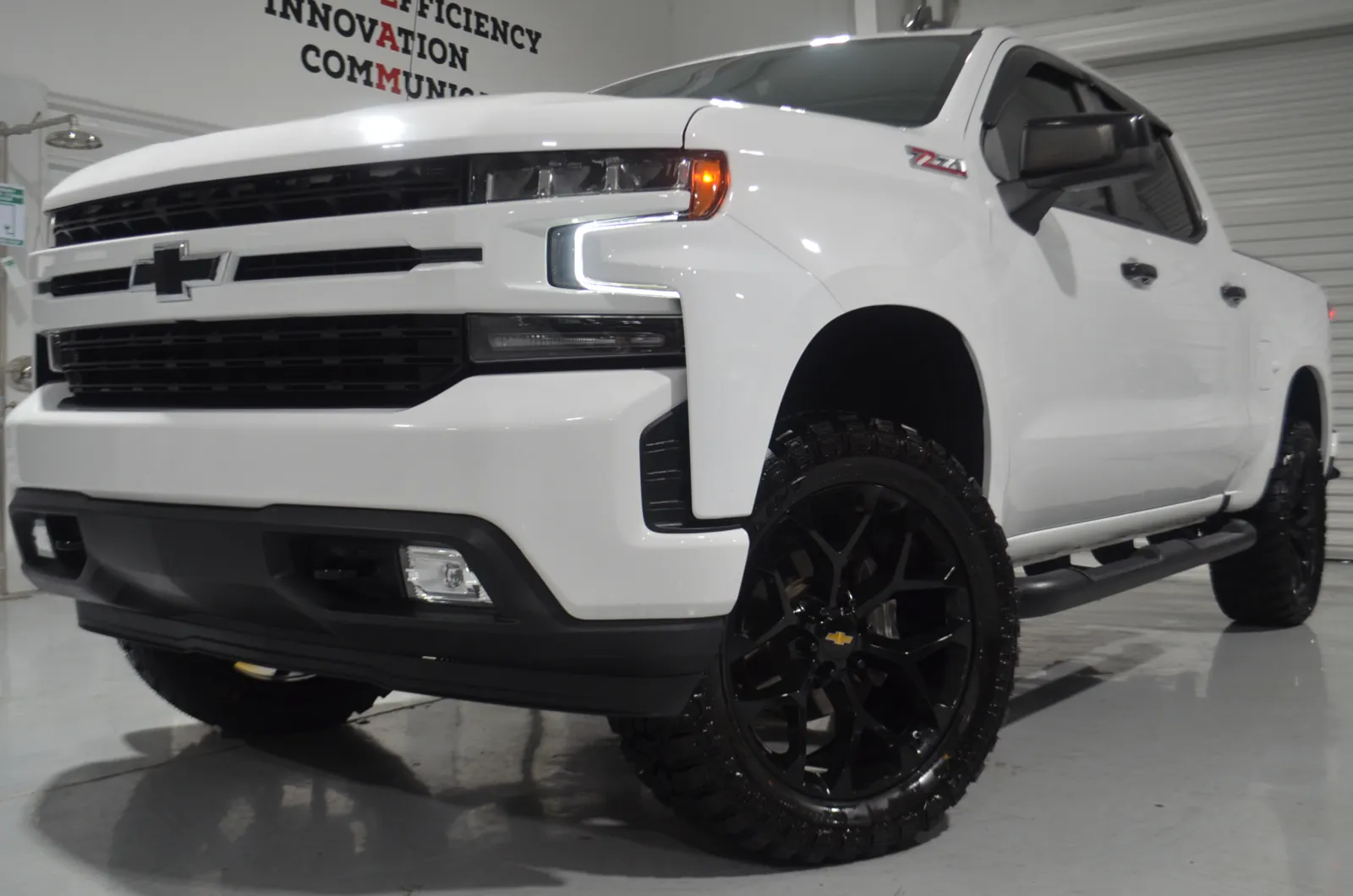White 2019 CHEVROLET RST Z71 RST for sale in Hattiesburg, MS