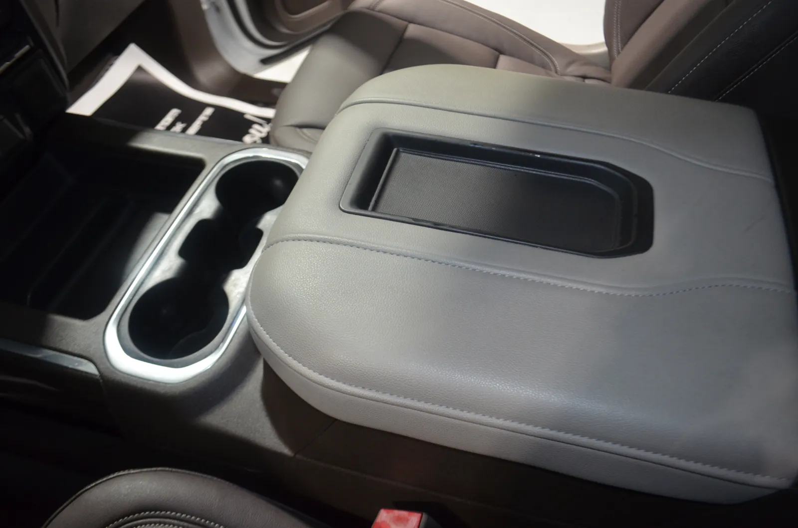 2019 Chevrolet Silverado 1500 RST - Photo 29