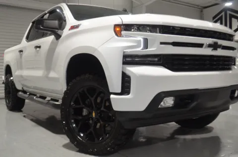 Another view of 2019 CHEVROLET RST Z71 RST for sale in Hattiesburg, MS at Custom Truck Concepts