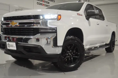 White 2021 Chevrolet Silverado 1500 LT for sale in Hattiesburg, MS