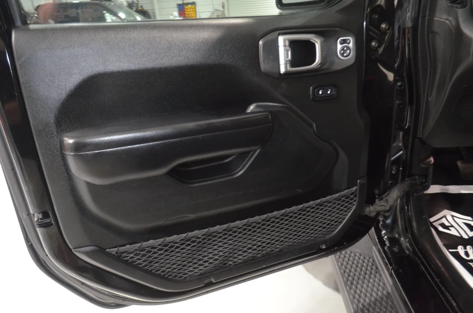2020 Jeep Wrangler Sport S - Photo 17