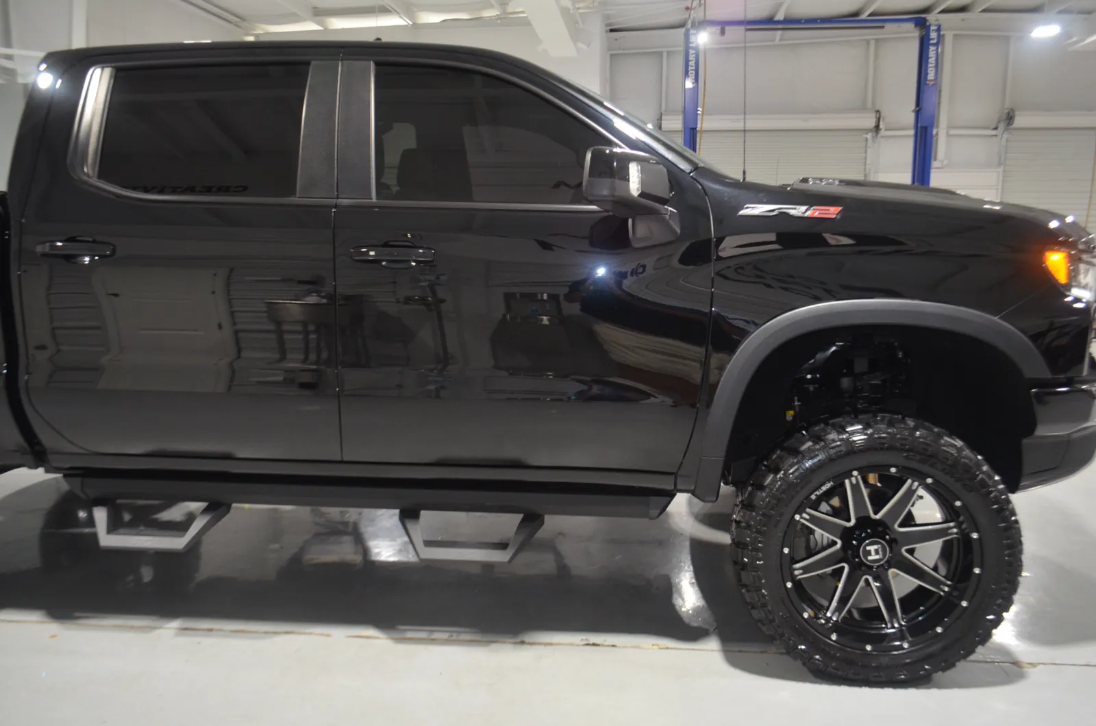 2023 Chevrolet Silverado ZR2 photo 3