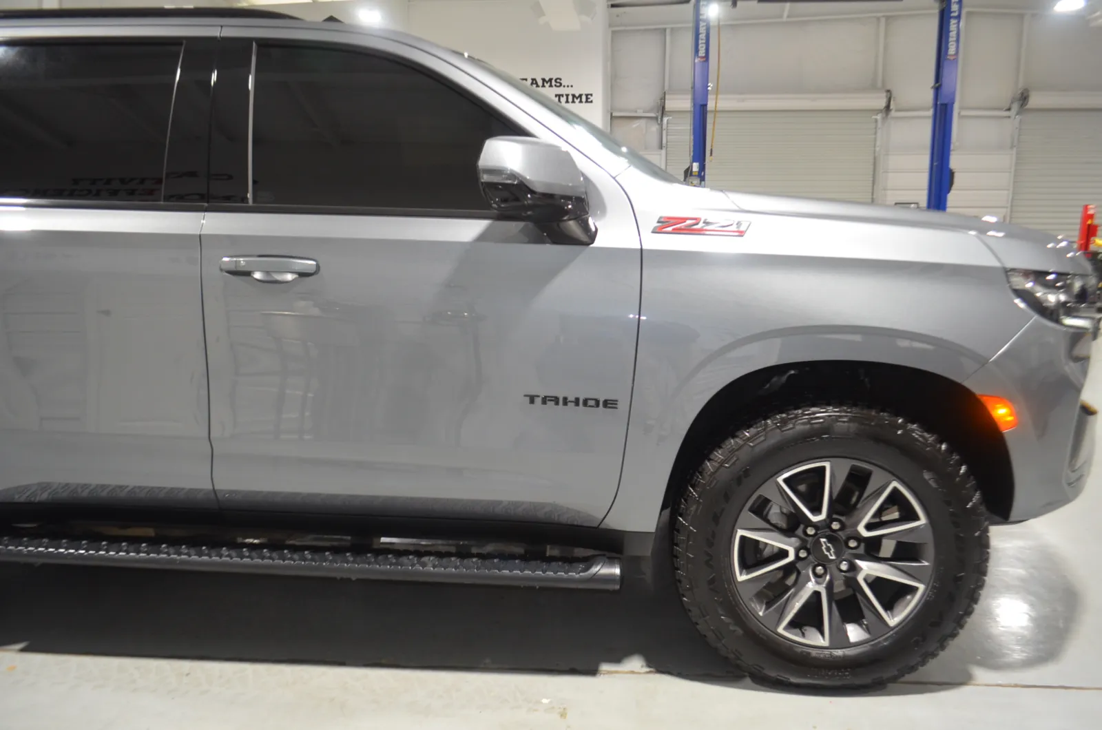 2022 Chevrolet Tahoe Z71 photo 3