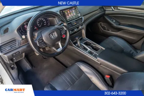 More photos of 2018 Honda Accord EX-L Sedan 4D at CARMART - New Castle, DE
