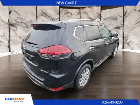 Photos of 2020 Nissan Rogue SV Sport Utility 4D for sale in New Castle, DE at CARMART - New Castle