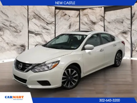 White 2016 Nissan Altima 2.5 SR Sedan 4D for sale in New Castle, DE