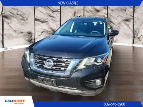 Black 2018 Nissan Pathfinder SL Sport Utility 4D for sale in New Castle, DE