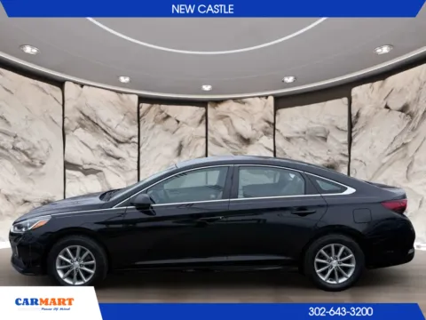 Another view of 2018 Hyundai Sonata SE Sedan 4D for sale in New Castle, DE at CARMART - New Castle