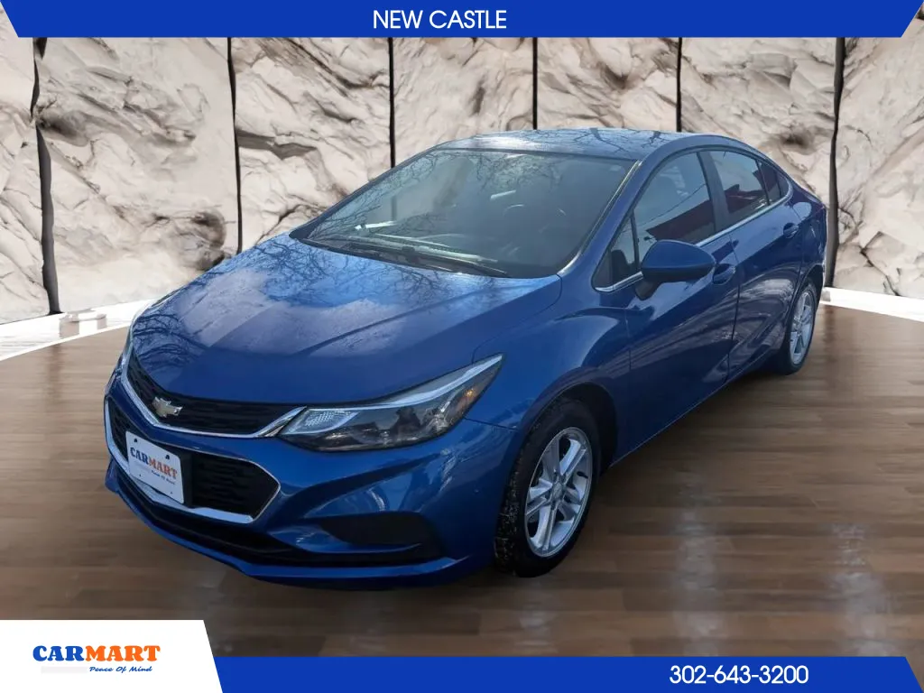 2017 Chevrolet Cruze LT's photo