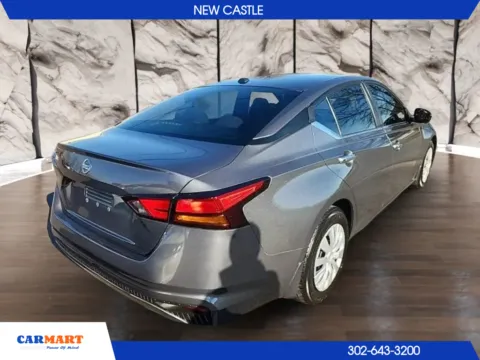 Photos of 2019 Nissan Altima 2.5 S Sedan 4D for sale in New Castle, DE at CARMART - New Castle
