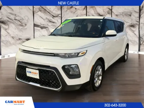 White 2022 Kia Soul LX Wagon 4D for sale in New Castle, DE