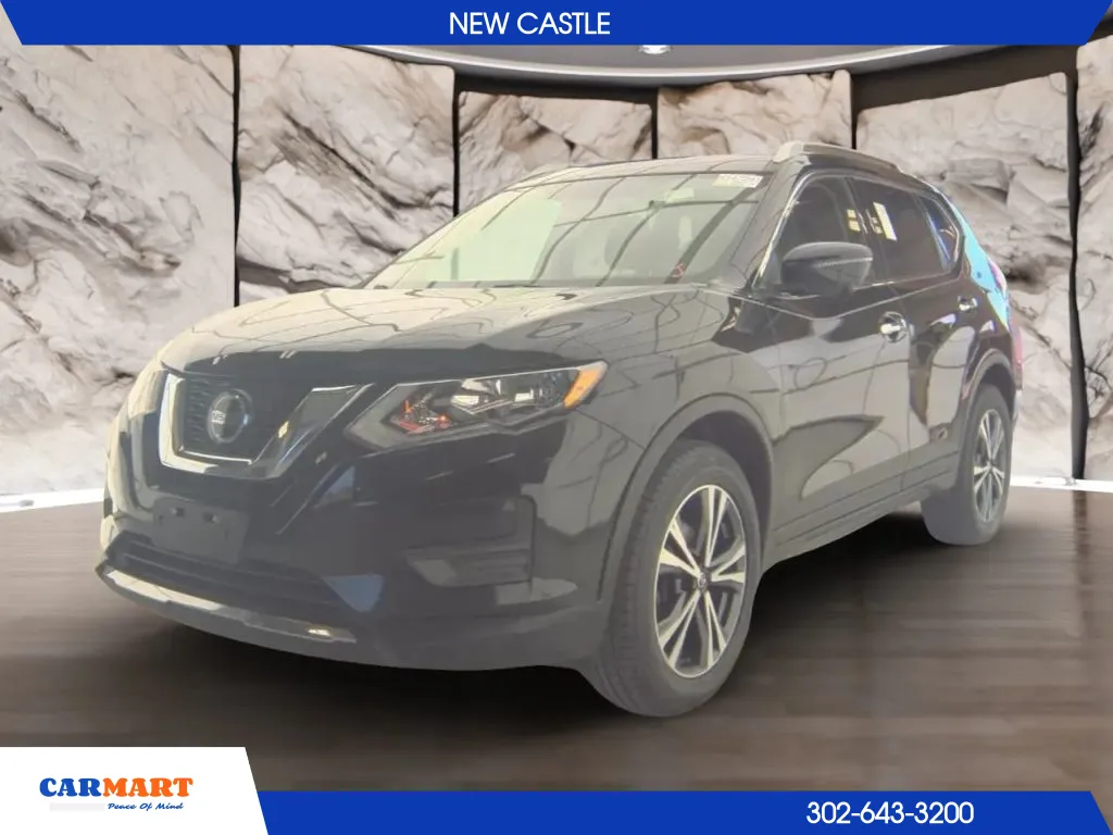 2019 Nissan Rogue SV's photo