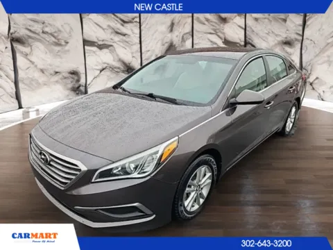 Brown 2017 Hyundai Sonata SE Sedan 4D for sale in New Castle, DE