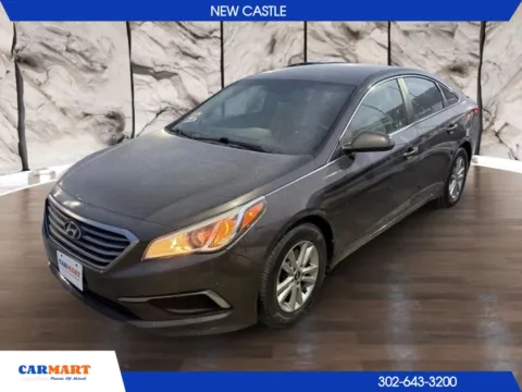 Gray 2017 Hyundai Sonata SE Sedan 4D for sale in New Castle, DE
