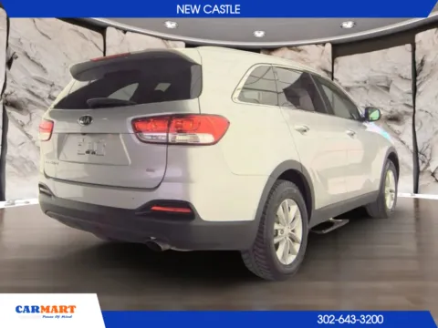 Photos of 2017 Kia Sorento LX Sport Utility 4D for sale in New Castle, DE at CARMART - New Castle