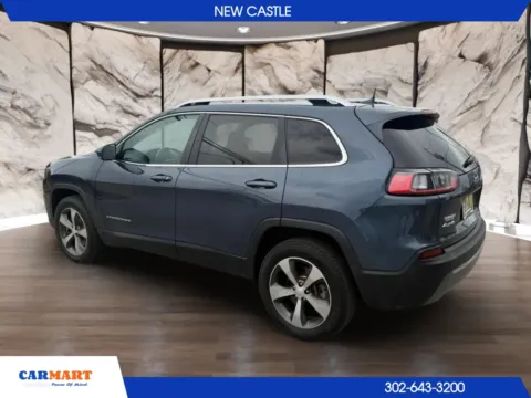 More photos of 2019 Jeep Cherokee Limited Sport Utility 4D at CARMART - New Castle, DE