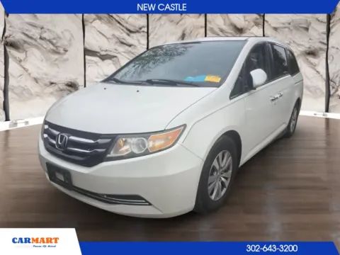 White 2015 Honda Odyssey EX-L Minivan 4D for sale in New Castle, DE
