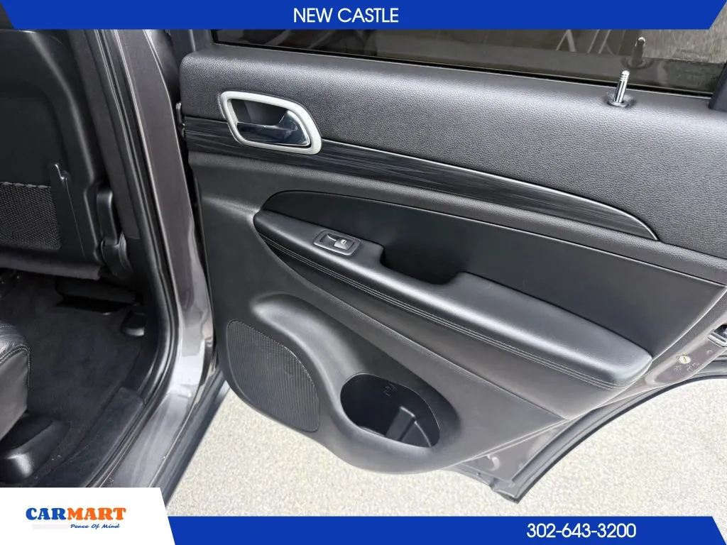 2020 Jeep Grand Cherokee Laredo E - Photo 24