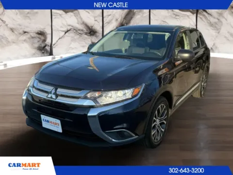Blue 2018 Mitsubishi Outlander ES Sport Utility 4D for sale in New Castle, DE