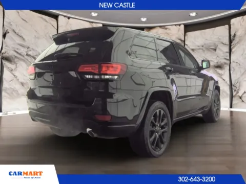 Photos of 2019 Jeep Grand Cherokee Altitude Sport Utility 4D for sale in New Castle, DE at CARMART - New Castle