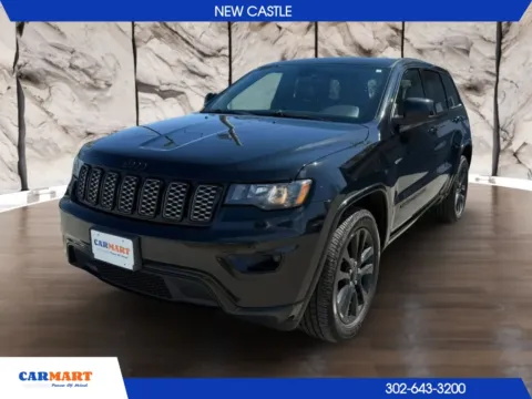 Black 2019 Jeep Grand Cherokee Altitude Sport Utility 4D for sale in New Castle, DE