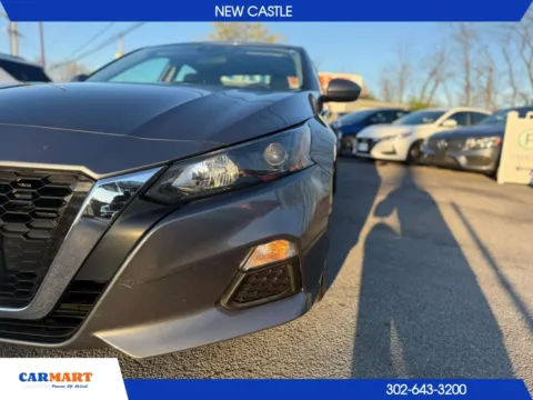 More photos of 2022 Nissan Altima 2.5 S Sedan 4D at CARMART - New Castle, DE